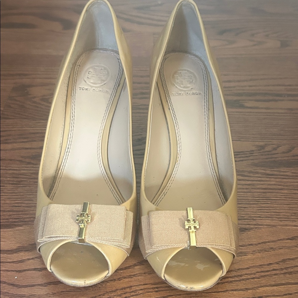 Tory Burch Beige Peep-Toe Heels